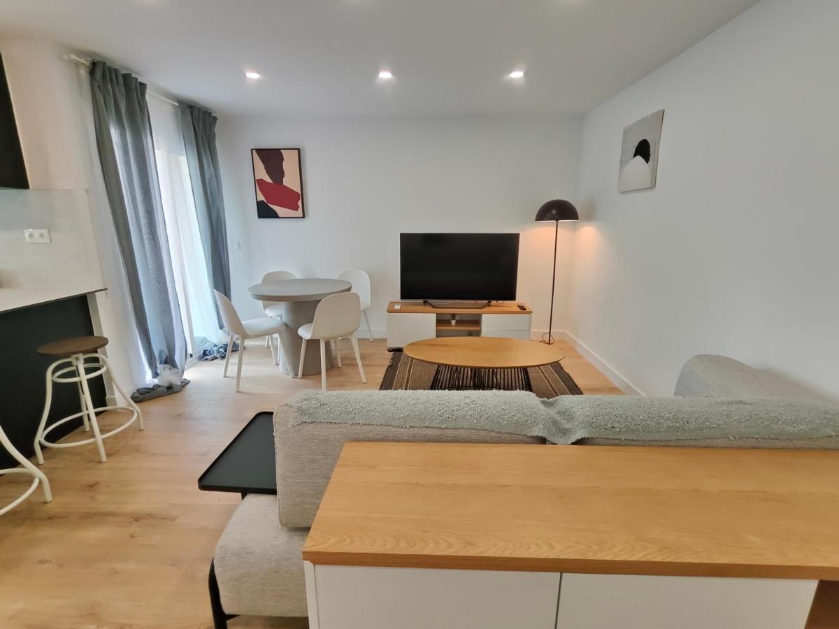Fantastic Apartment Sant Adria Beach Sant Adrià de Besòs Exteriör bild